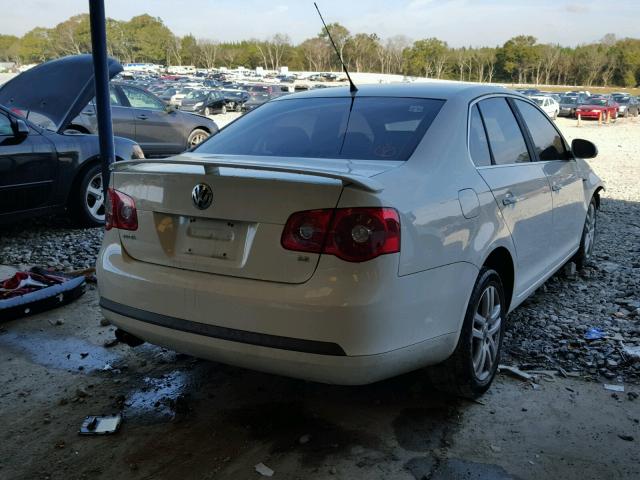 3VWEF71K67M159347 - 2007 VOLKSWAGEN JETTA WOLF WHITE photo 4