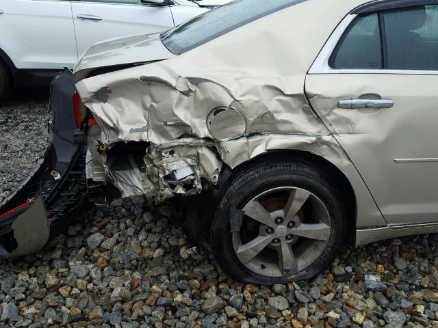 1G1ZC5E08CF246583 - 2012 CHEVROLET MALIBU 1LT GOLD photo 9