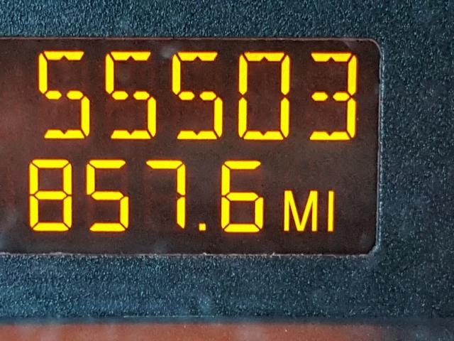 1G8AJ52F83Z126309 - 2003 SATURN ION LEVEL SILVER photo 8