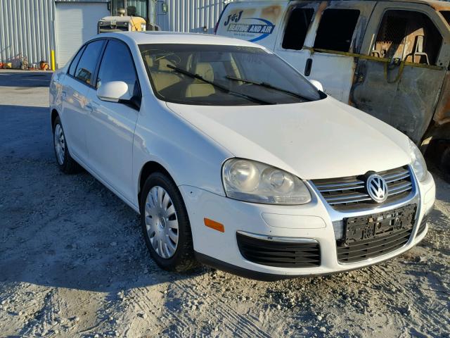 3VWHM71K89M136013 - 2009 VOLKSWAGEN JETTA S WHITE photo 1