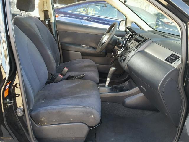 3N1BC13E27L385008 - 2007 NISSAN VERSA BLACK photo 5