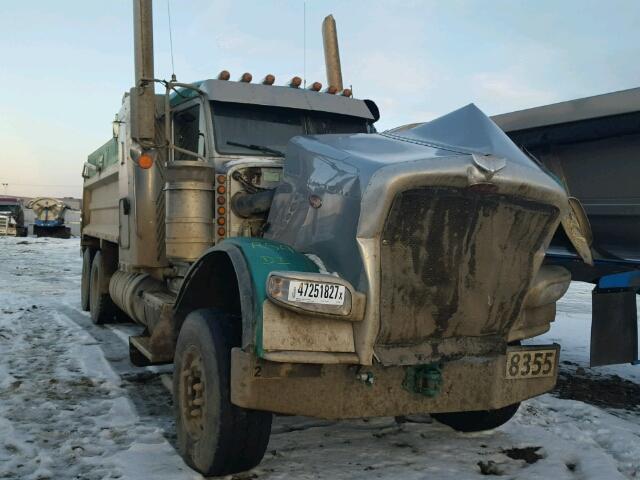 1NPWL49X3DD210558 - 2013 PETERBILT 388 SILVER photo 1