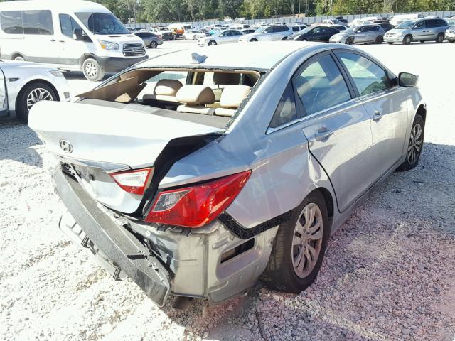 5NPEB4AC7BH142240 - 2011 HYUNDAI SONATA GLS SILVER photo 4