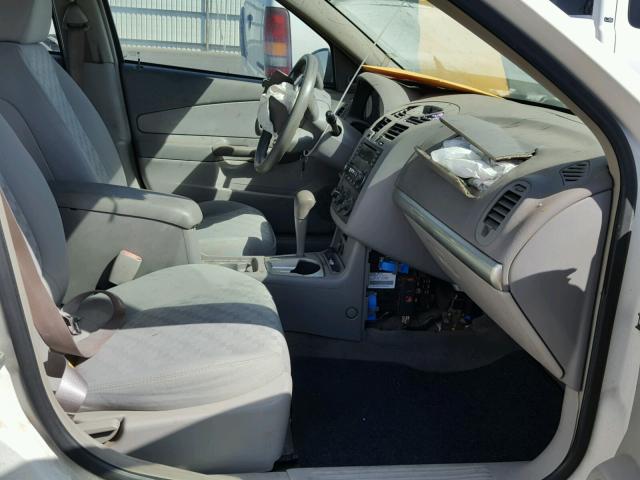 1G1ZT52835F260906 - 2005 CHEVROLET MALIBU LS თეთრი ფოტო 5