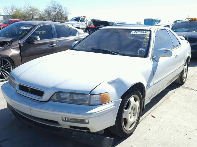 JH4KA8274RC000169 - 1994 ACURA LEGEND LS WHITE photo 2