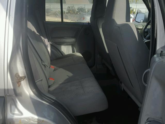 1J4GL38K86W293319 - 2006 JEEP LIBERTY RE SILVER photo 6
