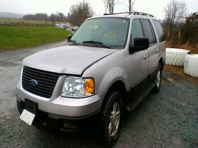 1FMPU16546LA74651 - 2006 FORD EXPEDITION SILVER photo 2