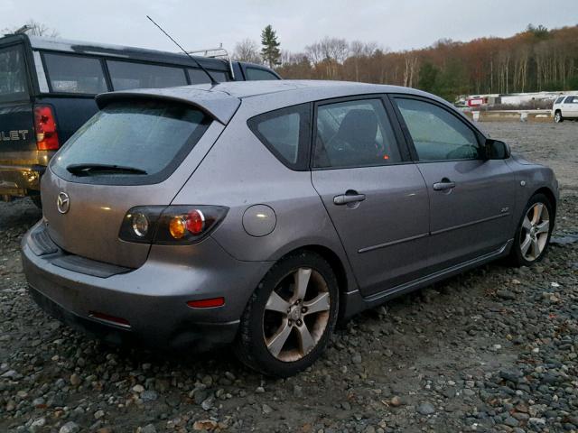 JM1BK343151338758 - 2005 MAZDA 3 HATCHBAC GRAY photo 4