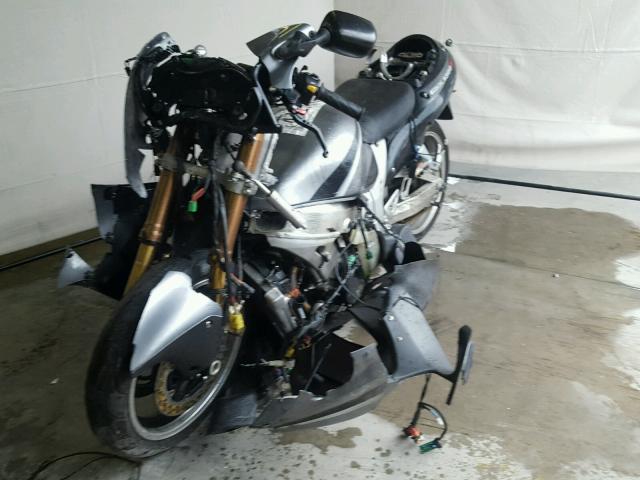 JS1GW71A752110403 - 2005 SUZUKI GSX1300 RK GRAY photo 2