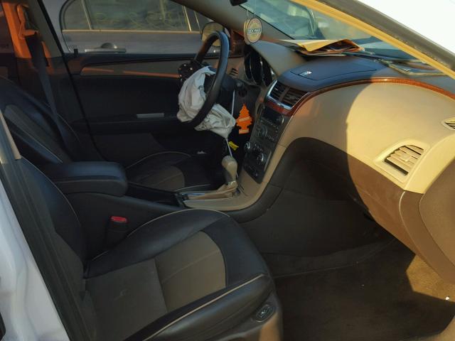 1G1ZK57B19F188911 - 2009 CHEVROLET MALIBU LTZ 白色 照片 5