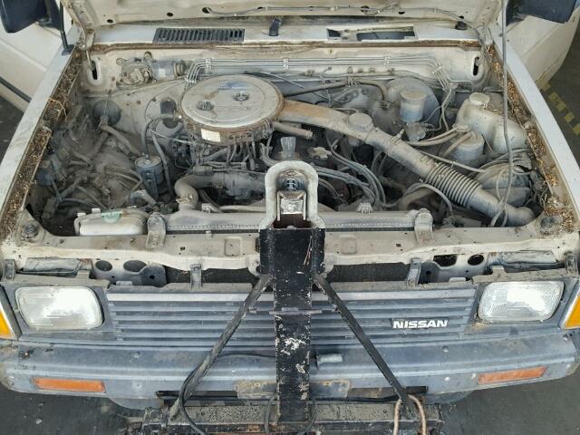 JN6ND11S4GW027237 - 1986 NISSAN D21 SHORT WHITE photo 7