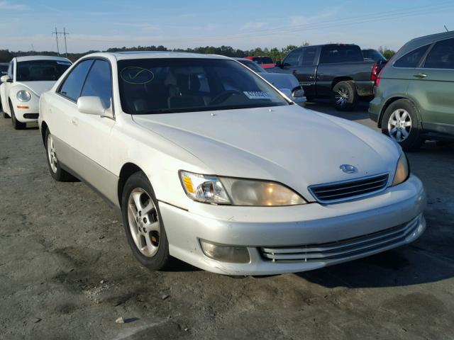 JT8BF28G515110744 - 2001 LEXUS ES 300 WHITE photo 1