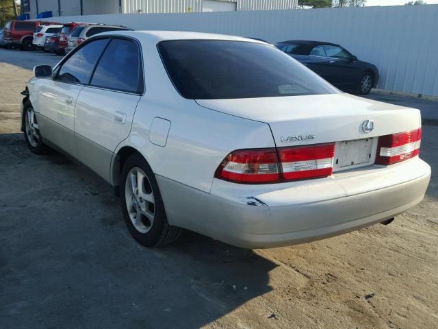 JT8BF28G515110744 - 2001 LEXUS ES 300 WHITE photo 3