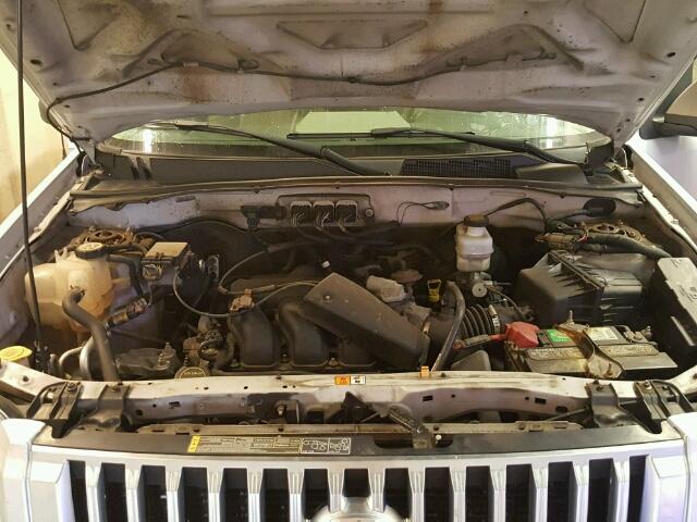 4M2CU91128KJ26920 - 2008 MERCURY MARINER SILVER photo 7