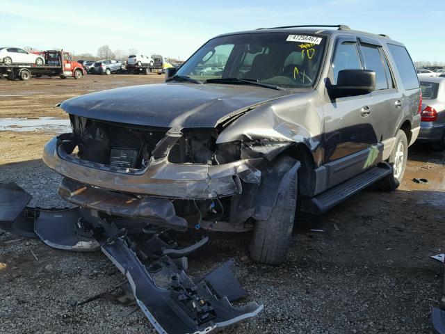 1FMPU16W03LA34796 - 2003 FORD EXPEDITION GRAY photo 2