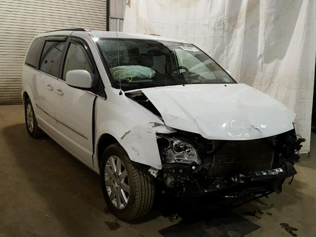 2C4RC1BG0ER125754 - 2014 CHRYSLER TOWN & COU WHITE photo 1