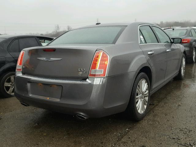 2C3CK6CT3BH574000 - 2011 CHRYSLER 300C GRAY photo 4