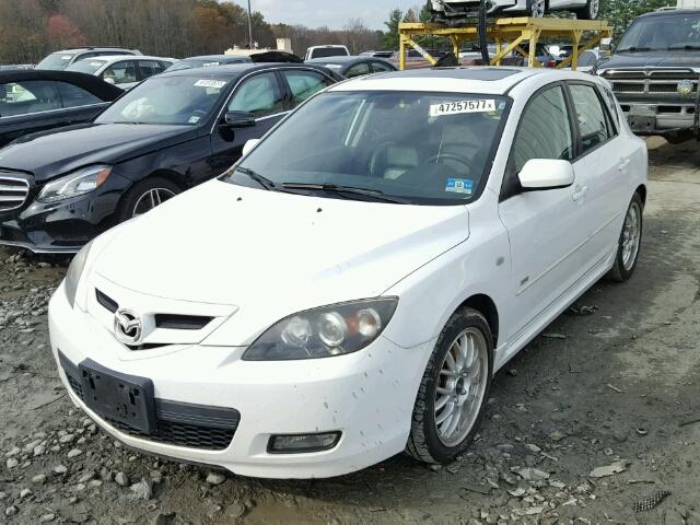 JM1BK344X81788793 - 2008 MAZDA 3 WHITE photo 2