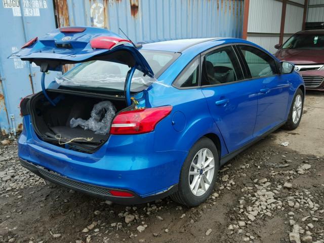 1FADP3F23GL240956 - 2016 FORD FOCUS SE BLUE photo 4