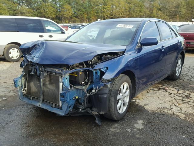 4T1BF3EKXAU556311 - 2010 TOYOTA CAMRY BASE BLUE photo 2