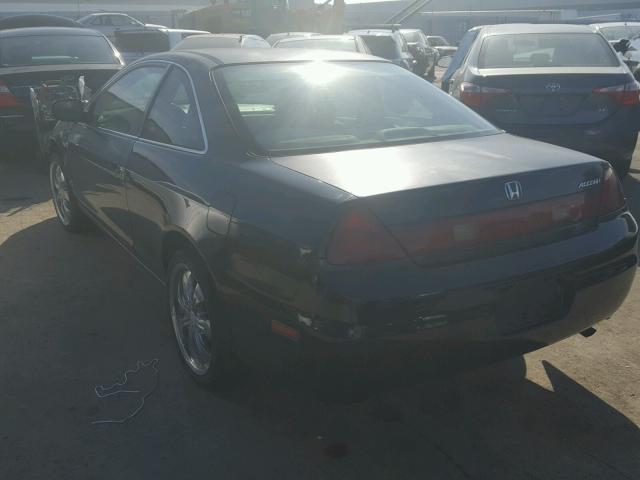 1HGCG31801A000141 - 2001 HONDA ACCORD LX GREEN photo 3