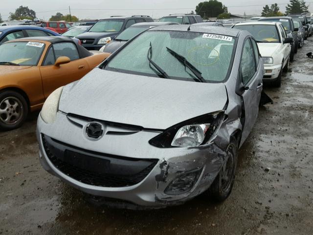 JM1DE1HZ3B0123290 - 2011 MAZDA MAZDA2 SILVER photo 2