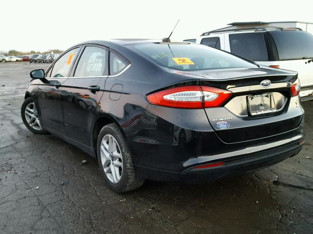 3FA6P0H72GR334117 - 2016 FORD FUSION SE BLACK photo 3