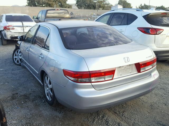 JHMCM56704C018665 - 2004 HONDA ACCORD EX SILVER photo 3