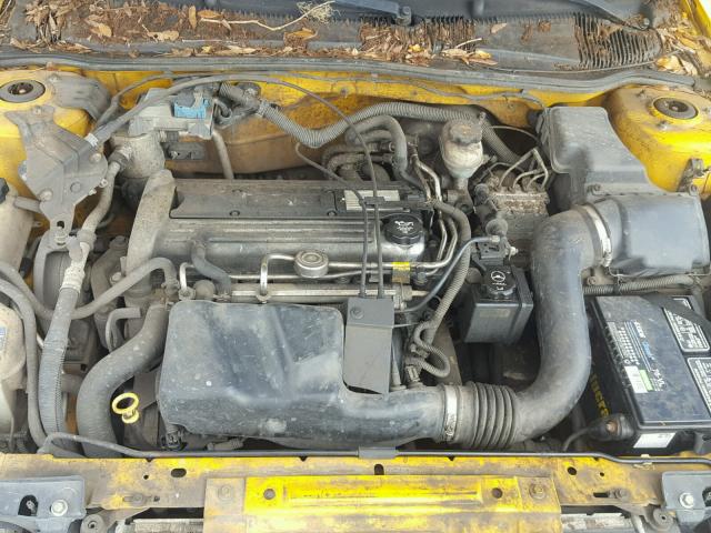 1G1JH12F327453701 - 2002 CHEVROLET CAVALIER L YELLOW photo 7