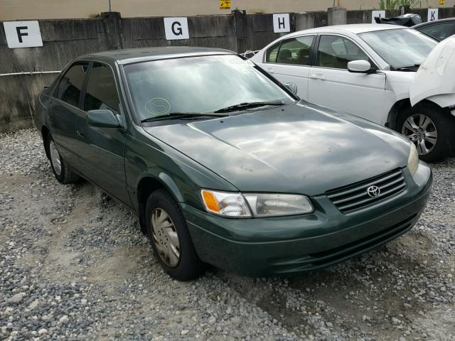 4T1BG22K5XU540148 - 1999 TOYOTA CAMRY CE GREEN photo 1