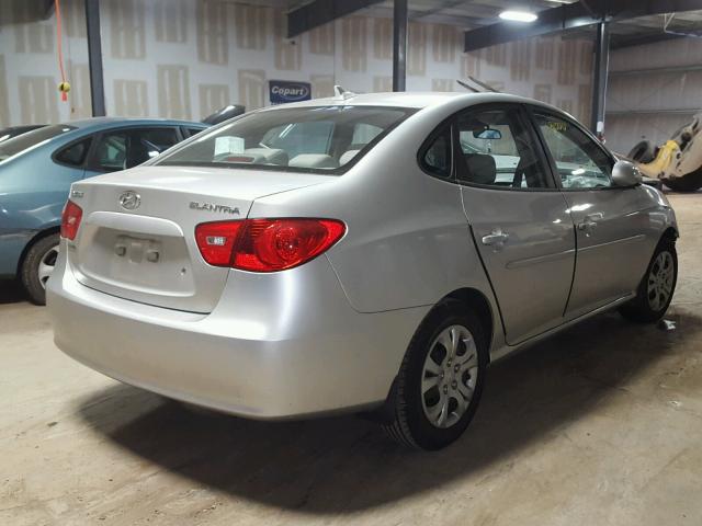 KMHDU46D69U803193 - 2009 HYUNDAI ELANTRA GL SILVER photo 4