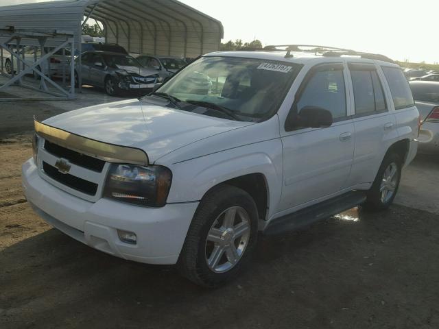 1GNDS13S782105981 - 2008 CHEVROLET TRAILBLAZE WHITE photo 2