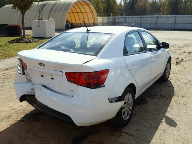 KNAFU4A21A5046573 - 2010 KIA FORTE EX WHITE photo 4