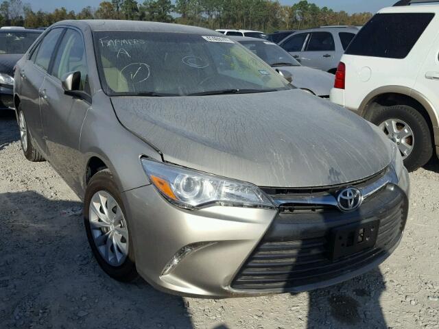 4T1BF1FK0HU617498 - 2017 TOYOTA CAMRY LE GOLD photo 1