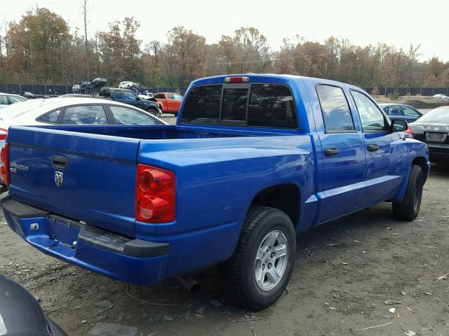 1D7HE48K27S123191 - 2007 DODGE DAKOTA QUA BLUE photo 4