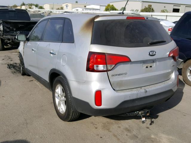 5XYKT3A60FG621147 - 2015 KIA SORENTO LX SILVER photo 3