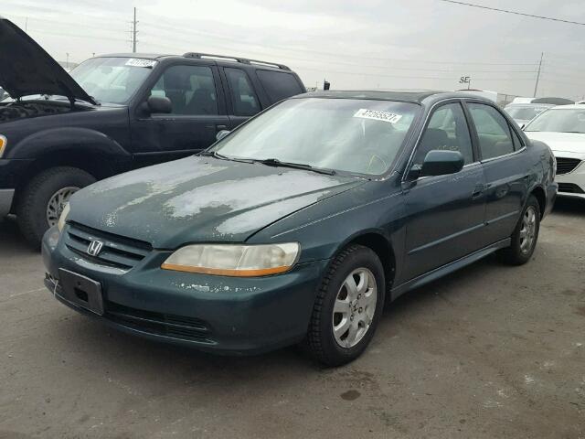 1HGCG56672A071051 - 2002 HONDA ACCORD EX GREEN photo 2