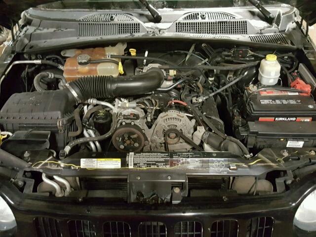 1J4GL38K44W265319 - 2004 JEEP LIBERTY RE BLACK photo 7