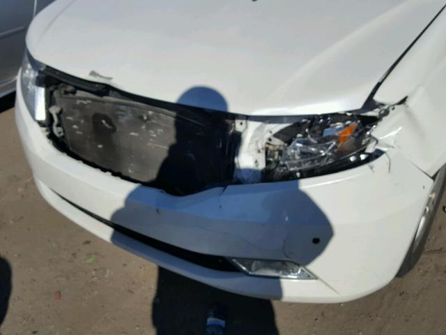 5FNRL5H95DB009962 - 2013 HONDA ODYSSEY TO WHITE photo 9