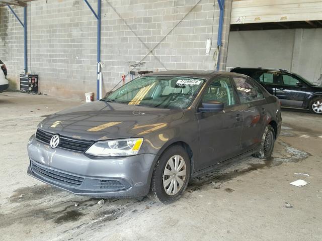 3VW2K7AJ4EM235666 - 2014 VOLKSWAGEN JETTA BASE SILVER photo 2