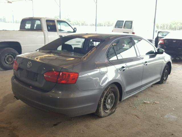 3VW2K7AJ4EM235666 - 2014 VOLKSWAGEN JETTA BASE SILVER photo 4