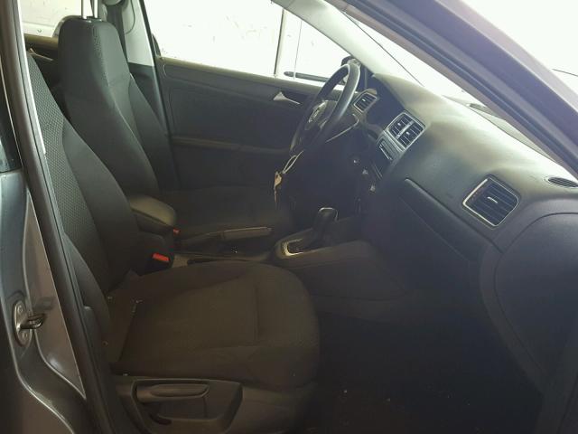 3VW2K7AJ4EM235666 - 2014 VOLKSWAGEN JETTA BASE SILVER photo 5