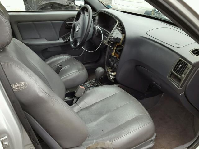 KMHDN56D74U122133 - 2004 HYUNDAI ELANTRA GL SILVER photo 5