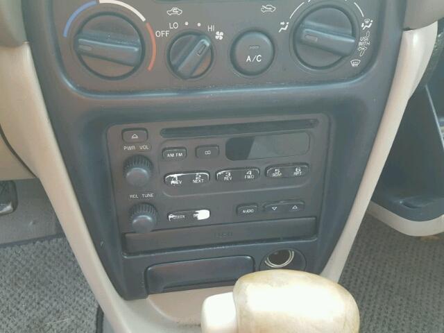 1Y1SK5282YZ404410 - 2000 CHEVROLET GEO PRIZM 金色 照片 9