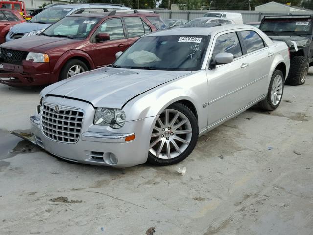 2C3KA63H87H792225 - 2007 CHRYSLER 300C SILVER photo 2