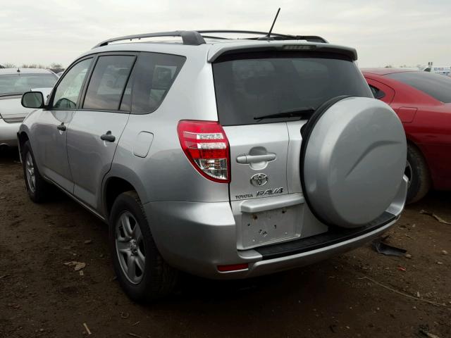 2T3BF4DV6AW029262 - 2010 TOYOTA RAV4 SILVER photo 3