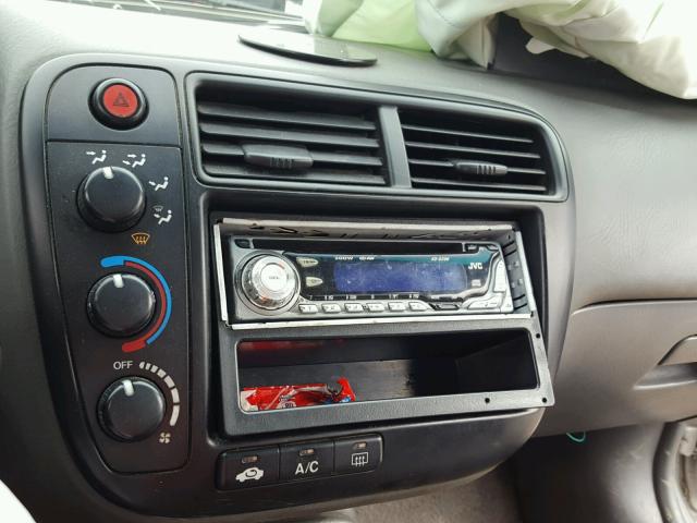 2HGEJ661XXH568060 - 1999 HONDA CIVIC BASE 银色 照片 9