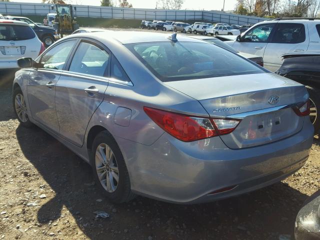 5NPEB4AC2BH025021 - 2011 HYUNDAI SONATA GLS SILVER photo 3