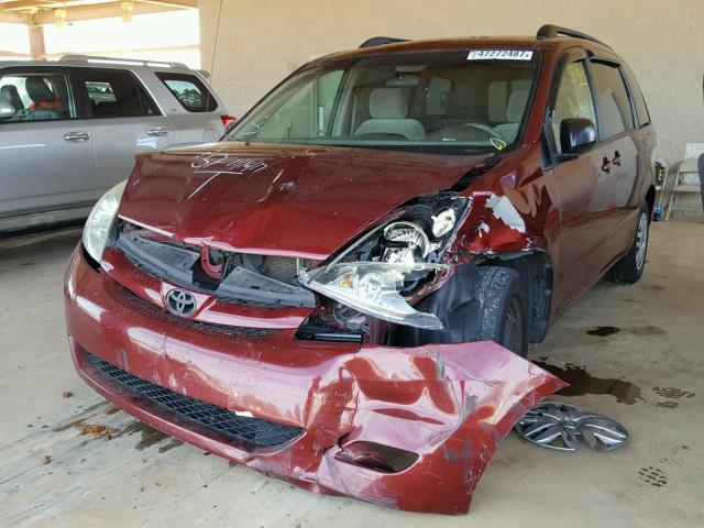 5TDZK23C27S034385 - 2007 TOYOTA SIENNA CE RED photo 2