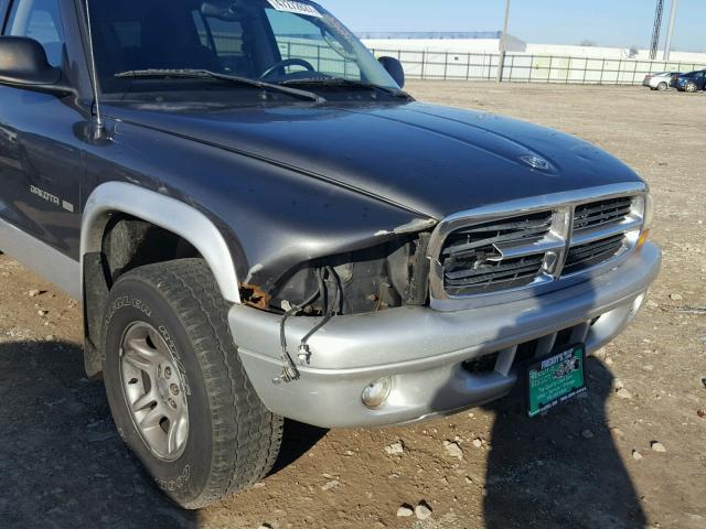 1B7HG48N82S585231 - 2002 DODGE DAKOTA QUA GRAY photo 9